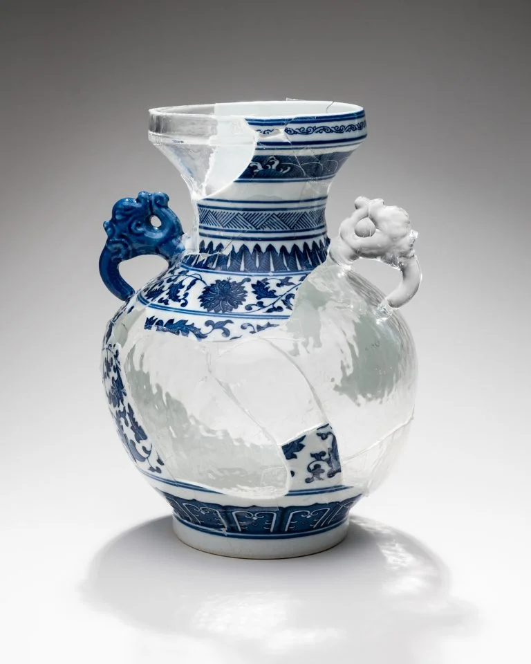 Fabian Oefner Kintsugi Vase
